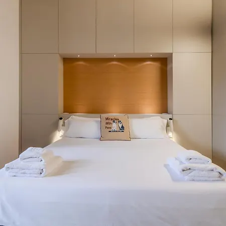 Flateli Ballesteries 15 * Χιρόνα