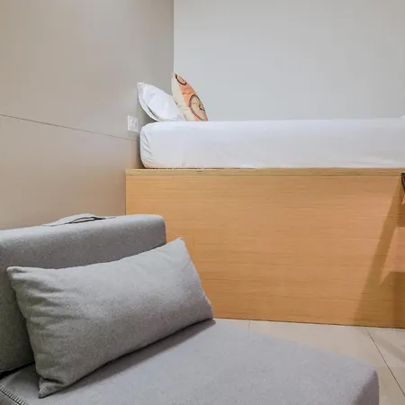 Flateli Ballesteries 15 * Girona