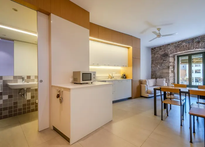 Flateli Ballesteries 15 * Жерона